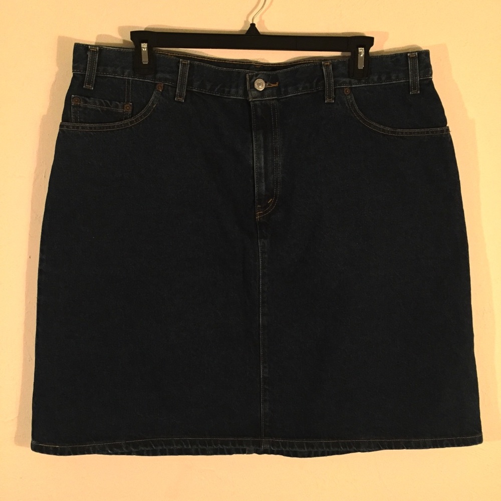 Classic Levi’s 550 Denim Skirt - Picture 1 of 7